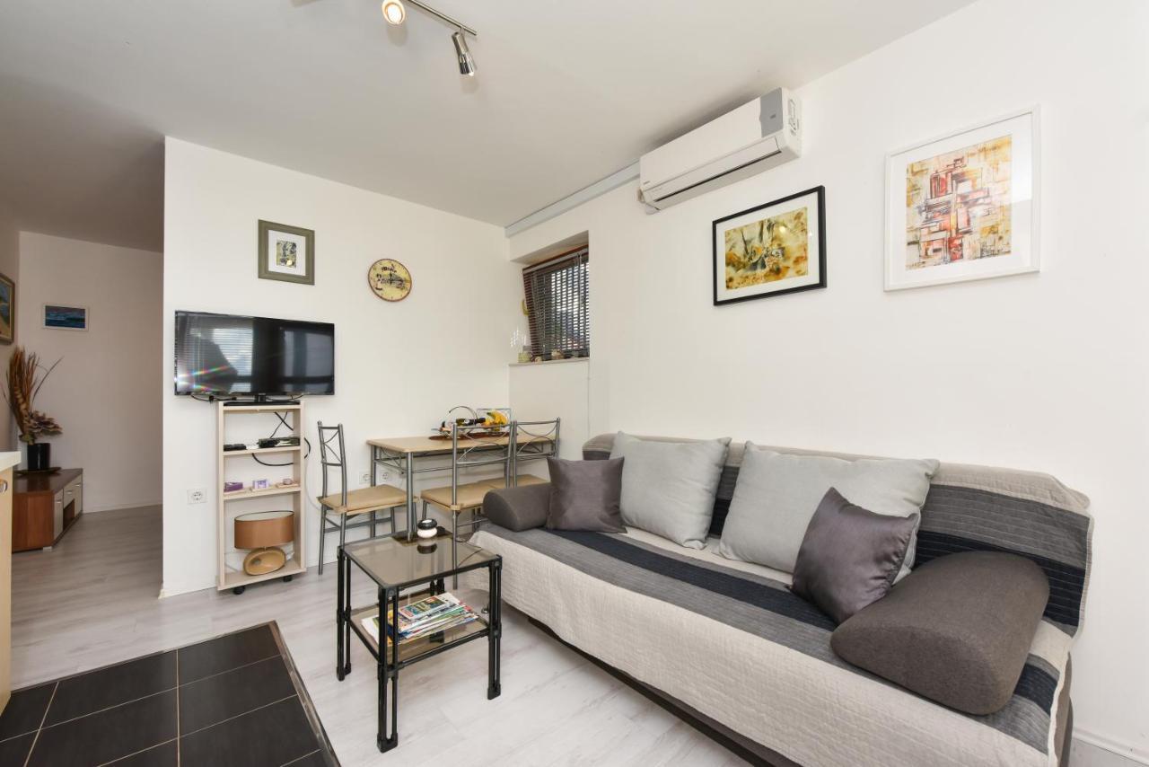 Lovely Apartment In The Groundfloor Ζαντάρ Εξωτερικό φωτογραφία